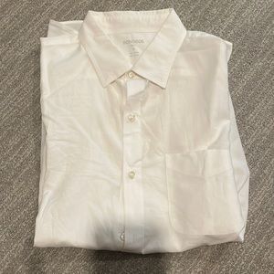 Bonobos men’s short sleeve button up.